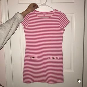 girl pink and white lily pulitzer dress